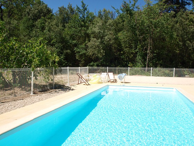 pool holiday vacation rental cevennes nimes montpellier 